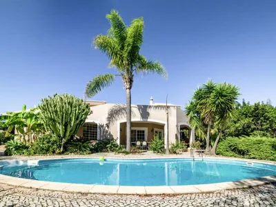 Search and Stay destination Silves, Faro District - Portugal from AU$ 375. Monte Meco (ILE100)