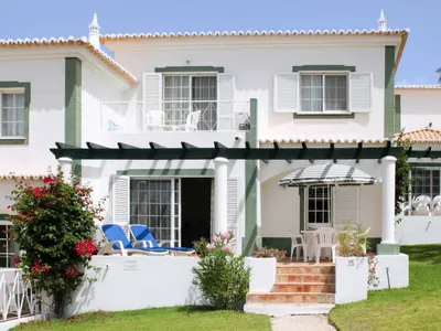 Search and Stay destination Lagoa, Faro - Portugal from AU$ 156. Quinta do Rosal (CRV121)