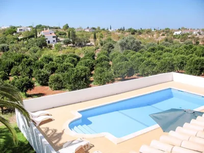 Search and Stay destination Carvoeiro, Faro - Portugal from AU$ 337. Do Lagar (CRV110)