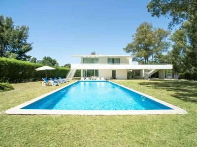 Search and Stay destination Alvor, Faro - Portugal from AU$ 384. Villa Golf (PMO115)