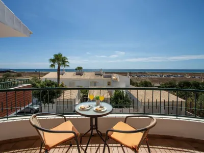Search and Stay destination Lagos, Faro - Portugal from AU$ 216. Baia de Cristal 1 (LGS170)