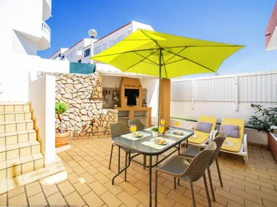Search and Stay destination Lagos, Faro - Portugal from AU$ 216. Baia de Cristal 1 (LGS170)