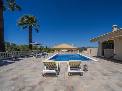 Search and Stay destination Bensafrim, Faro - Portugal from AU$ 378. Quinta do Mosaico (LGS130)