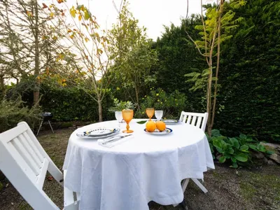 Search and Stay destination Cela, Leiria - Portugal from AU$ 103. Conceição (NZE221)