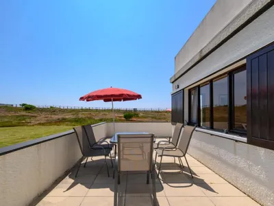 Search and Stay destination Viana do Castelo, Viana do Castelo - Portugal from AU$ 260. De Carreço (CRR100)