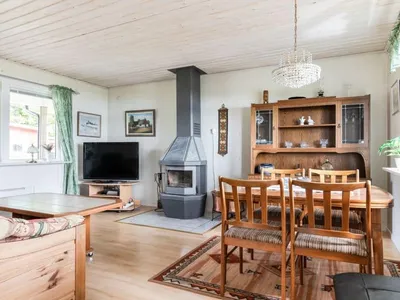 Search and Stay destination Nässjö, Jönköpings län - Sweden from AU$ 88. Gissarp Gryningen (SND140)