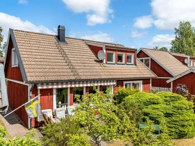 Search and Stay destination Mölltorp, Västra Götalands län - Sweden from AU$ 95. Mölltorp (VGT119)