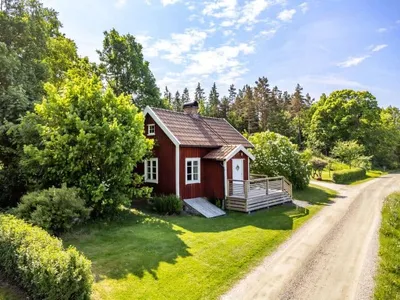 Search and Stay destination Frändefors, Västra Götalands län - Sweden from AU$ 66. Kasen Lillstugan (DAL005)