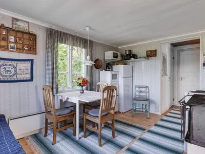 Search and Stay destination Frändefors, Västra Götalands län - Sweden from AU$ 66. Kasen Lillstugan (DAL005)