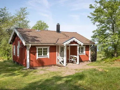 Search and Stay destination Tibro, Västra Götalands län - Sweden from AU$ 82. Lunnekullen (VGT122)