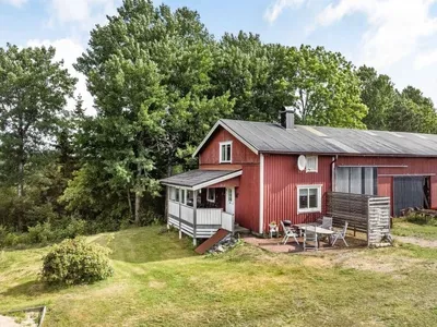 Search and Stay destination Bullaren, Västra Götaland County - Sweden from AU$ 64. Enerhögen Lingonet (BOH029)