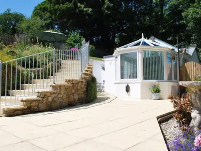 Search and Stay destination Cornwall, England - United Kingdom from AU$ 260. Luxury bungalow in beautiful Cornish village