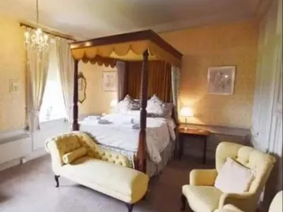 Search and Stay destination Little Weighton, England - United Kingdom from AU$ 239. Rowley Manor Hotel -  4 Poster Deluxe Double
