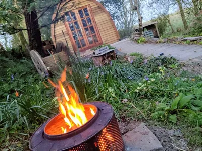 Search and Stay destination Saint Mellion, England - United Kingdom from AU$ 198. 'Redwood' The Relaxing Pod