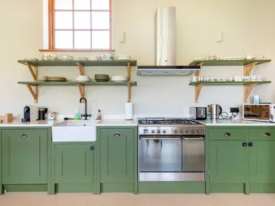 Search and Stay destination Chillington, England - United Kingdom from AU$ 372. Fledgling Barn: stunning new coastal holiday home