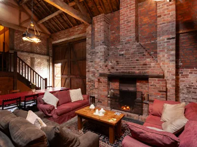 Search and Stay destination Cheshire East, England - United Kingdom from AU$ 1,463. Broomfield Barns, Near Congleton