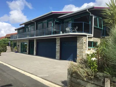 Search and Stay destination Onerahi, Northland - New Zealand from AU$ 241. Harbour Lane Apartment on the Whangarei Harbour