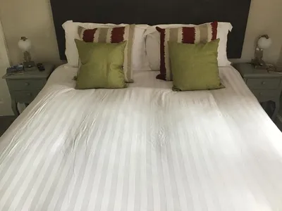 Search and Stay destination Newbridge, England - United Kingdom from AU$ 291. Le Chateau - Deluxe Twin Room