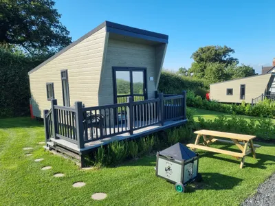 Search and Stay destination Marbury, England - United Kingdom from AU$ 198. Hawthorn Lodge - Pod 2
