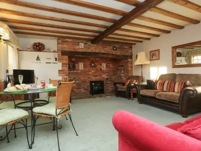 Search and Stay destination Kent, England - United Kingdom from AU$ 501. Annie's Cottage