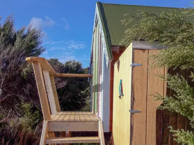 Search and Stay destination Tutukaka, Northland - New Zealand from AU$ 56. Kingfisher Hut - Ocean Purring Views