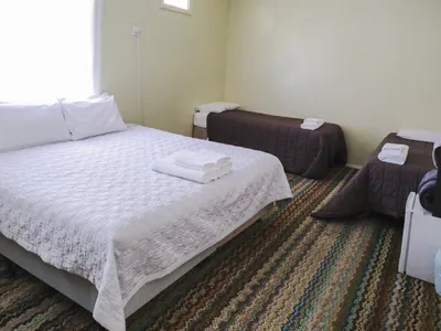 Search and Stay destination Capertee, NSW - Australia from AU$ 161. Royal Hotel Capertee Family Room