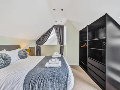 Search and Stay destination Dorset, England - United Kingdom from AU$ 208. Budmouth