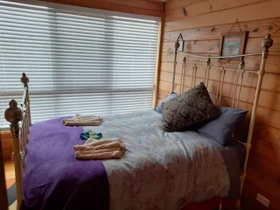 Search and Stay destination Rocky Cape, TAS - Australia from AU$ 125. Old School Rocky Cape