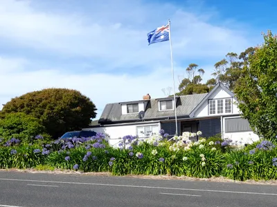 Search and Stay destination Rocky Cape, TAS - Australia from AU$ 125. Old School Rocky Cape