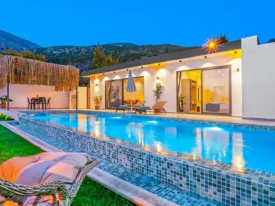 Search and Stay destination Caykoy, Antalya - Türkiye from AU$ 195. Villa Mercan