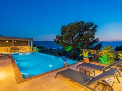 Search and Stay destination Yesilkoy, Antalya - Türkiye from AU$ 216. Villa Syringa