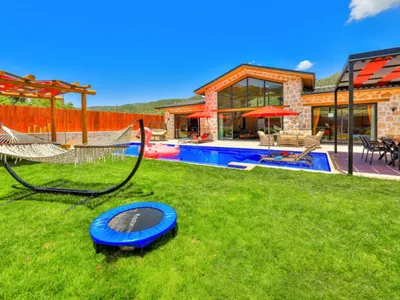Search and Stay destination Sarıbelen, Antalya - Türkiye from AU$ 180. Villa Düşler Bahçesi