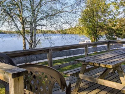 Search and Stay destination Nipissing, ON - Canada from AU$ 333. Stunning Shoreline Cottage on Majestic Sand Beach