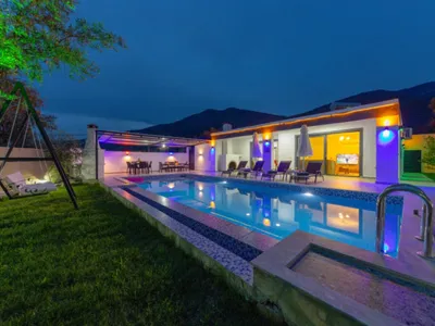 Search and Stay destination Caykoy, Antalya - Türkiye from AU$ 195. Villa Derebaşı