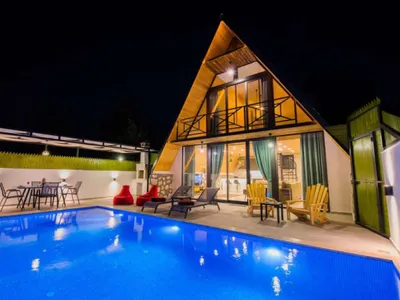 Search and Stay destination Islamlar, Antalya - Türkiye from AU$ 176. Villa Bolivya