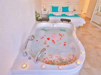 Search and Stay destination Uzumlu, Antalya - Türkiye from AU$ 176. Villa Ozge