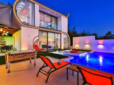 Search and Stay destination Islamlar, Antalya - Türkiye from AU$ 219. Villa Aylans