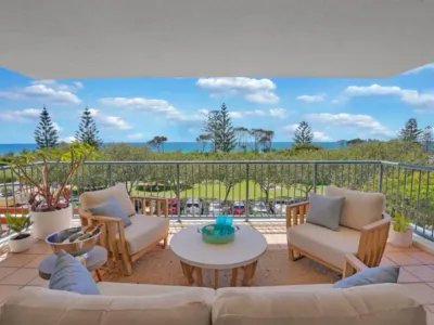 Search and Stay destination Alexandra Headland, QLD - Australia from AU$ 545. Luxury Personified on Alex Beach Views- 2 Bed