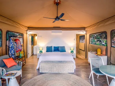 Search and Stay destination Nelly Bay, QLD - Australia from AU$ 250. Safari Tent 2 -  King size