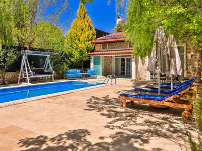 Search and Stay destination Sarıbelen, Antalya - Türkiye from AU$ 176. Villa Kaputas 4