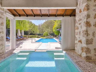 Search and Stay destination Sarıbelen, Antalya - Türkiye from AU$ 176. Villa Kaputas 4