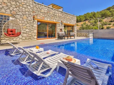 Search and Stay destination Sarıbelen, Antalya - Türkiye from AU$ 202. Villa Regnum