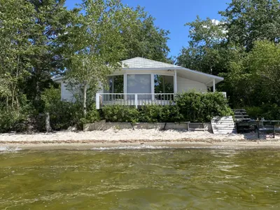 Search and Stay destination Fort Kent, AB - Canada from AU$ 226. Moose Lake Cabin