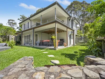 Search and Stay destination South Durras, NSW - Australia from AU$ 300. Durras Beach House