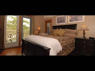 Search and Stay destination Stettler, AB - Canada from AU$ 168. Phoenix House B&B Master room