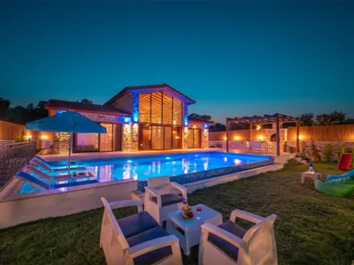 Search and Stay destination Yesilkoy, Antalya - Türkiye from AU$ 190. Villa Emir