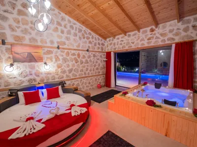 Search and Stay destination Yesilkoy, Antalya - Türkiye from AU$ 190. Villa Emir