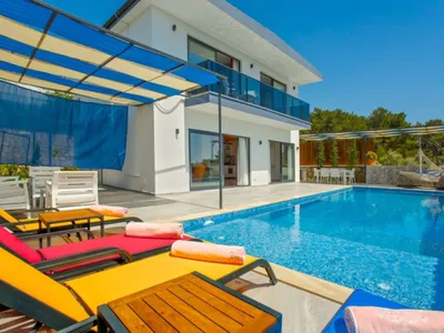 Search and Stay destination Uzumlu, Antalya - Türkiye from AU$ 150. Villa Kahya 2