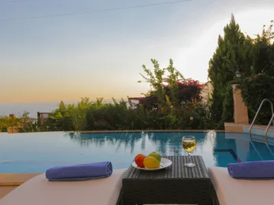 Search and Stay destination Kas, Antalya - Türkiye from AU$ 341. Villa Sarnic
