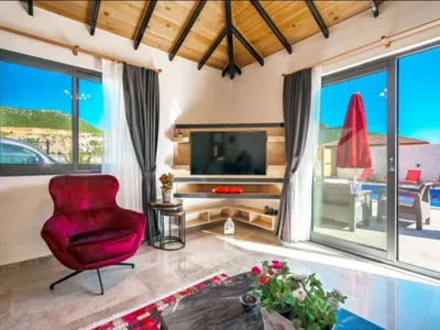 Search and Stay destination Bezirgan, Antalya - Türkiye from AU$ 148. Villa Afilli